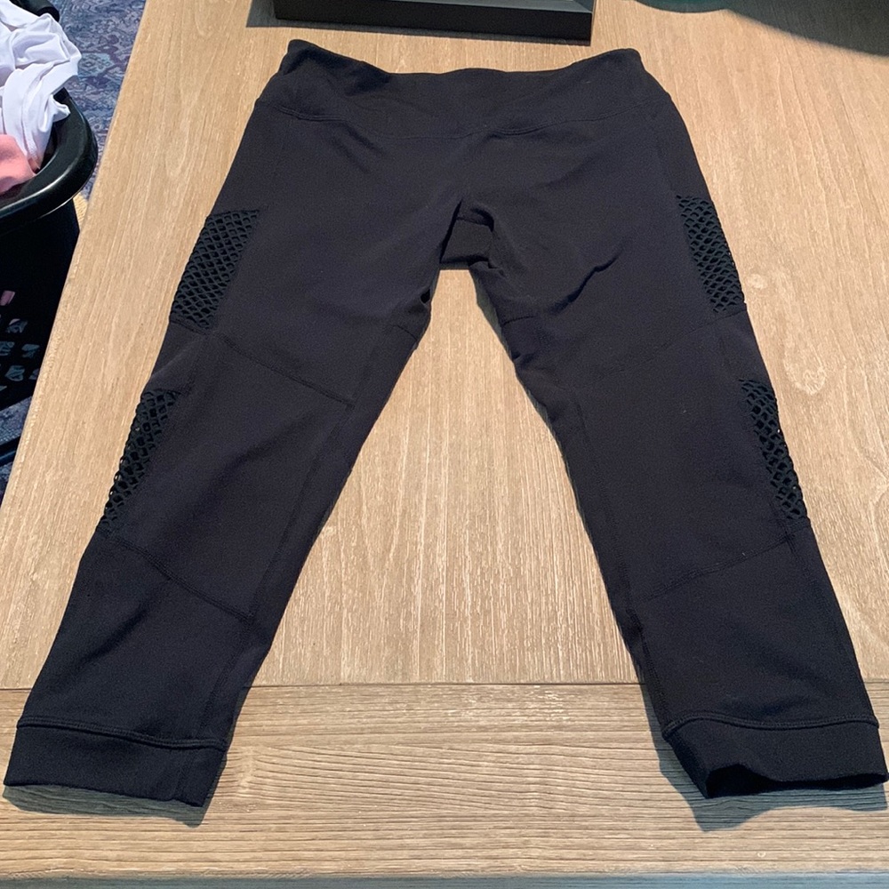Zella Capri leggings